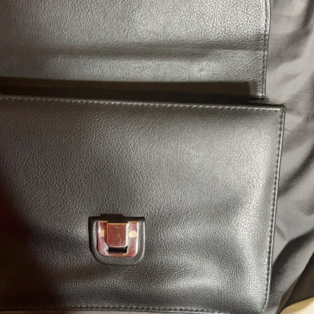 Black Leather Top-Handle Satchel | Special Edition | Structured & Chic - Picture 6 of 6